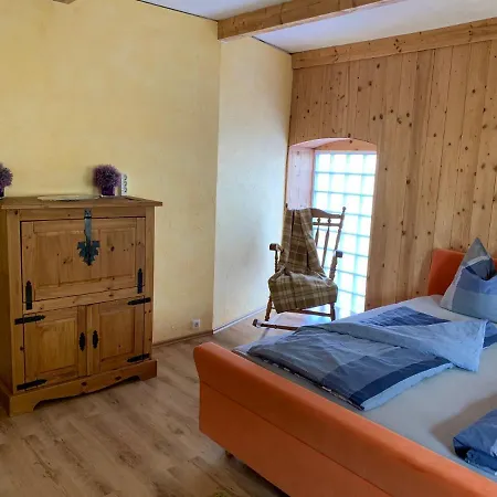 Lindenhof Appartement Hecklingen  Buitenkant foto